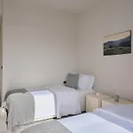 Casa Azilem - *