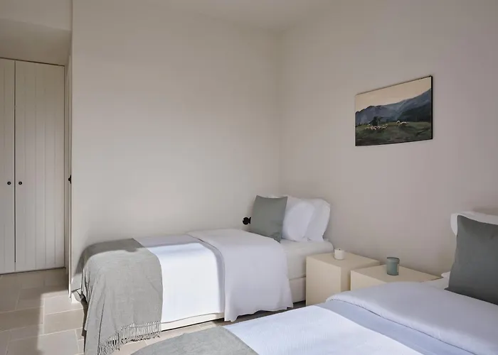 Casa Azilem - *